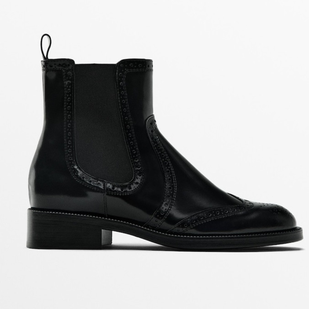 Massimo Dutti Black Ankle Boots